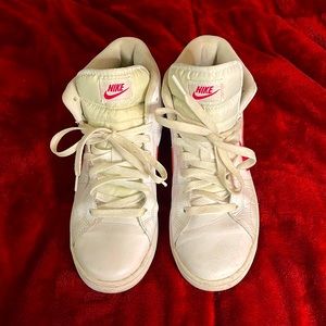 Nike shoes worn couple times